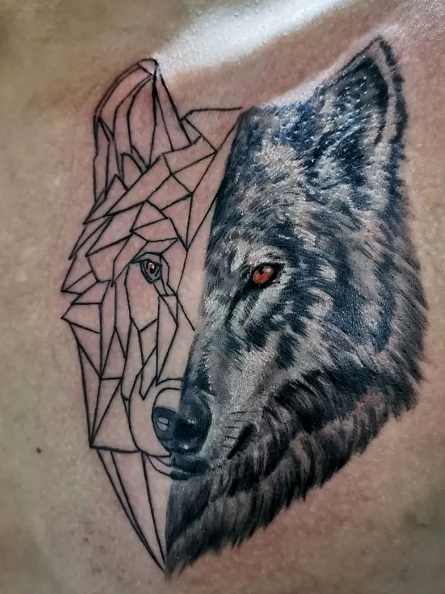 Tatuaje lobo geométrico y realismo